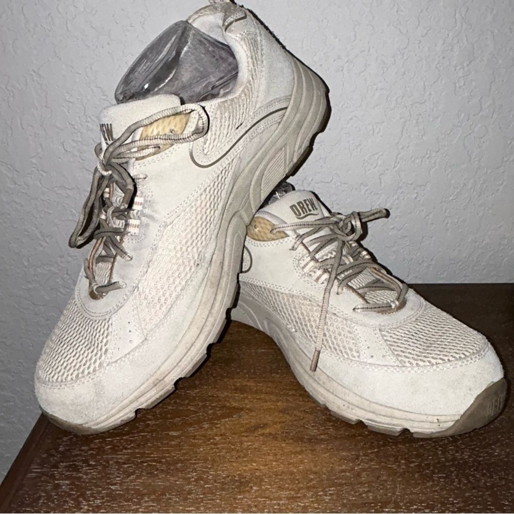DREW Aaron Lace Up Walking Sneaker Shoes